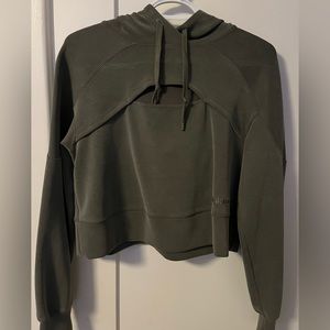 Lululemon cropped hoodie